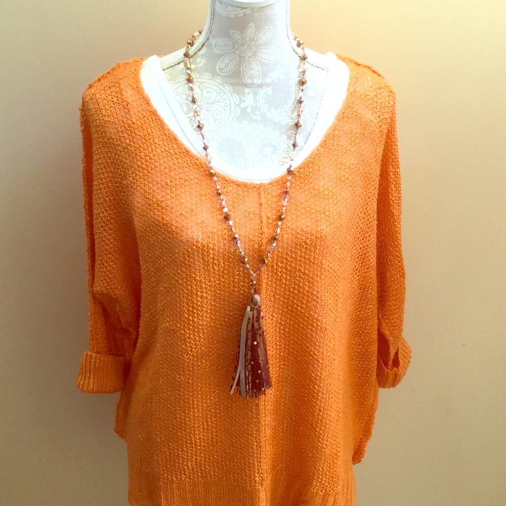 Women’s lightweight sweater